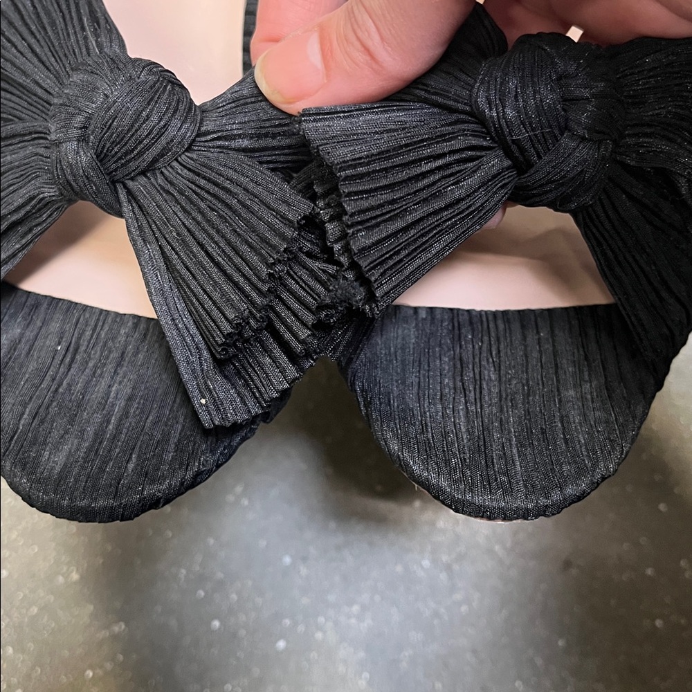 Loeffler Randall Black Bow Heeled Sandals 8 - Picture 3 of 4
